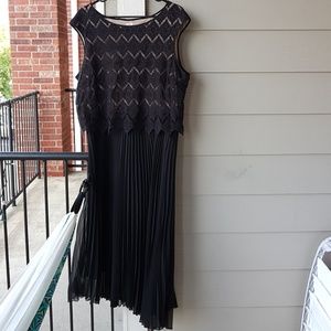 Reba crochet top pleated bottom dress size XL